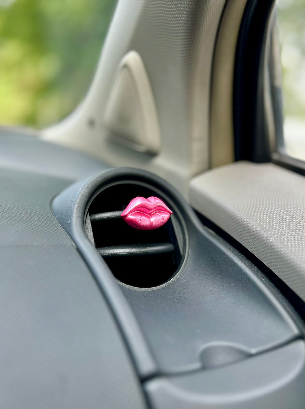 Automobilio aksesuaras „Kiss“