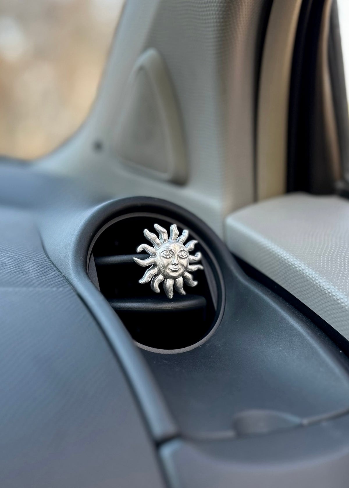 Automobilio aksesuaras „Saulės talismanas II“
