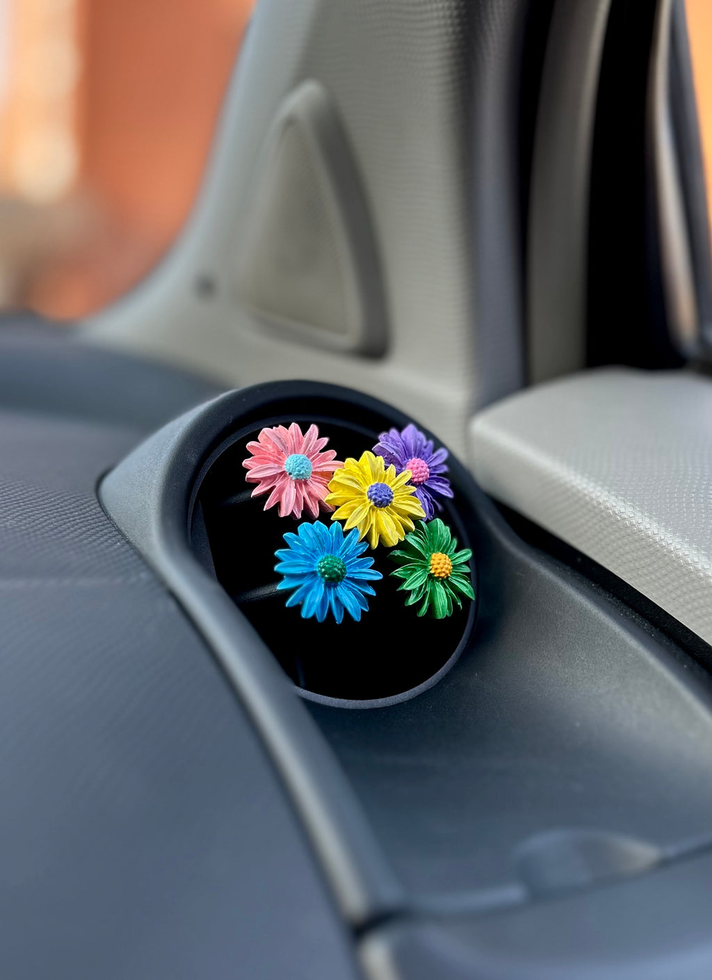 Automobilio aksesuaras „Gėlytė IV“